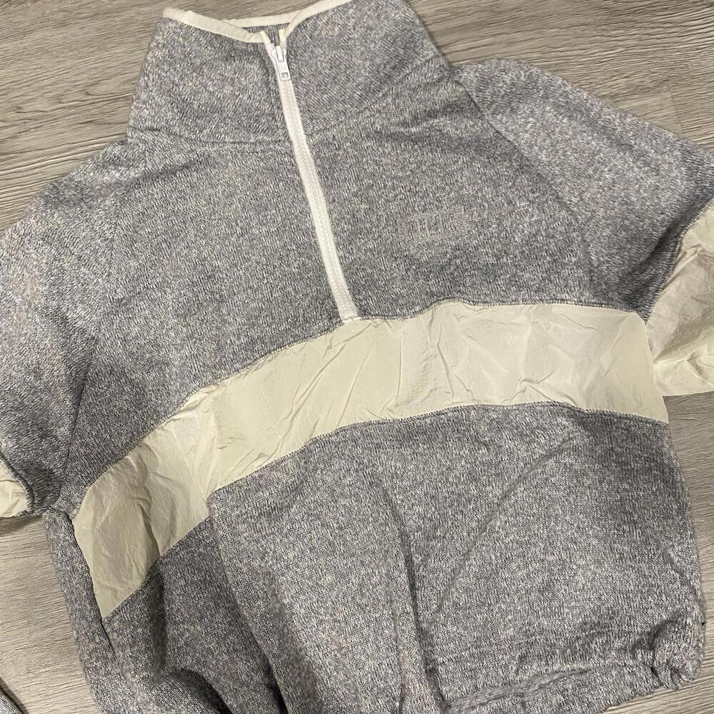Victoria Secret PINK Jacket Womens Small Gray Crop Top Colorblock Nylon Sz XS